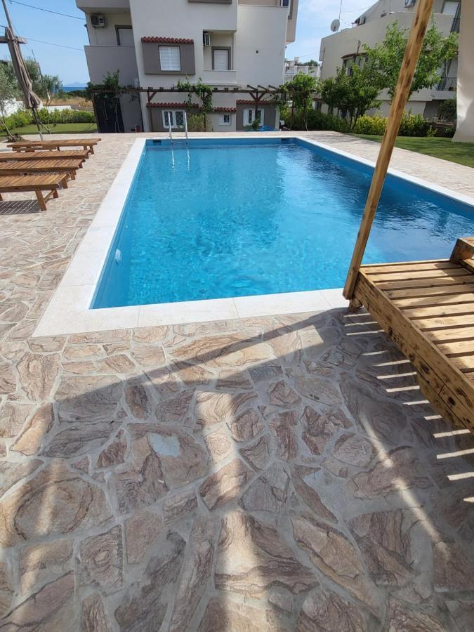 Beach House With Garden Anavyssos Exterior photo