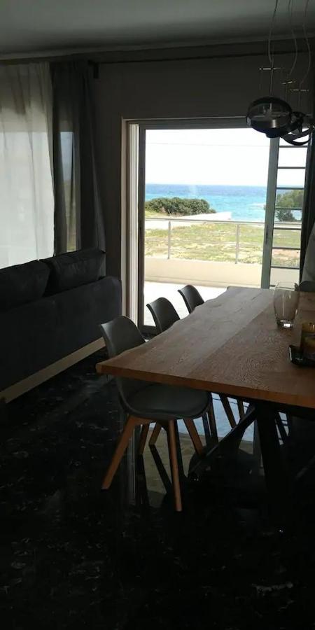 Beach House With Garden Anavyssos Exterior photo